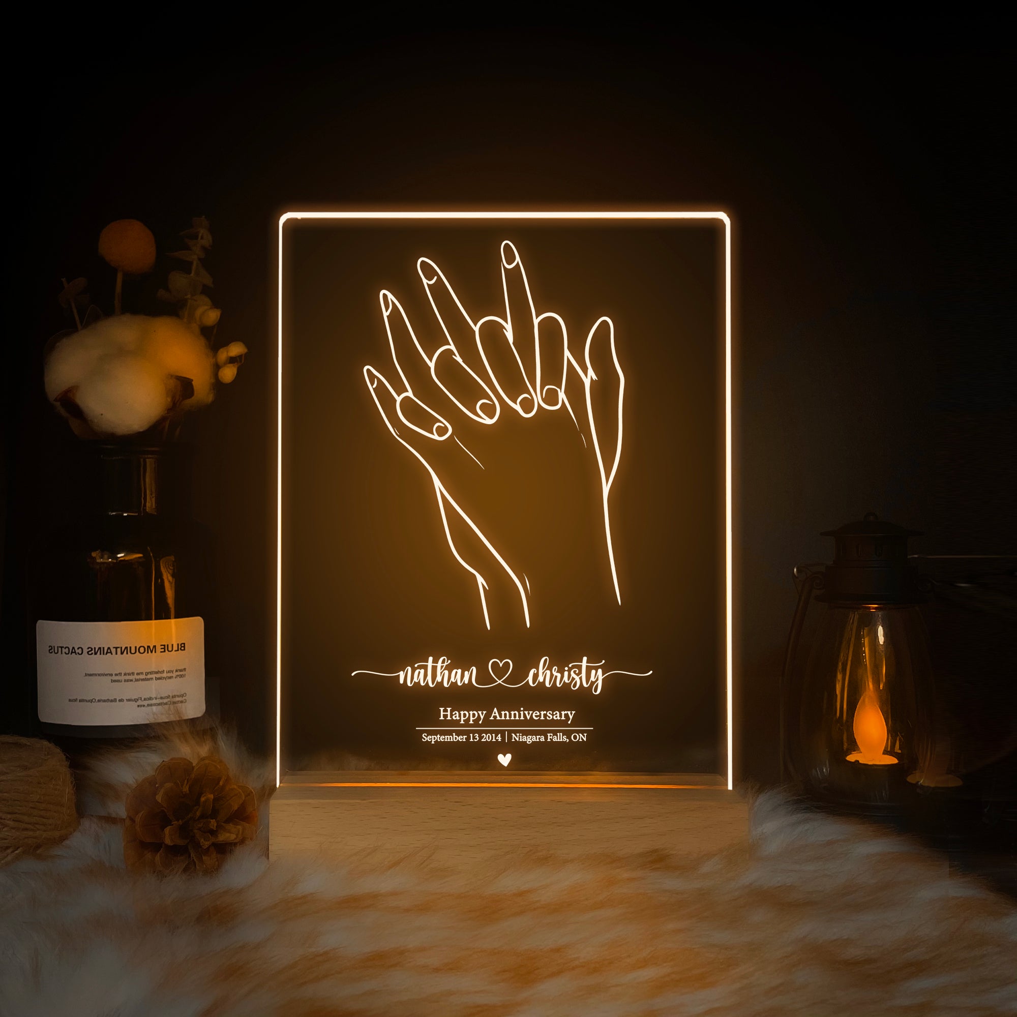 Personalized Holding Hands LED Acrylic Night Light (NNV05)