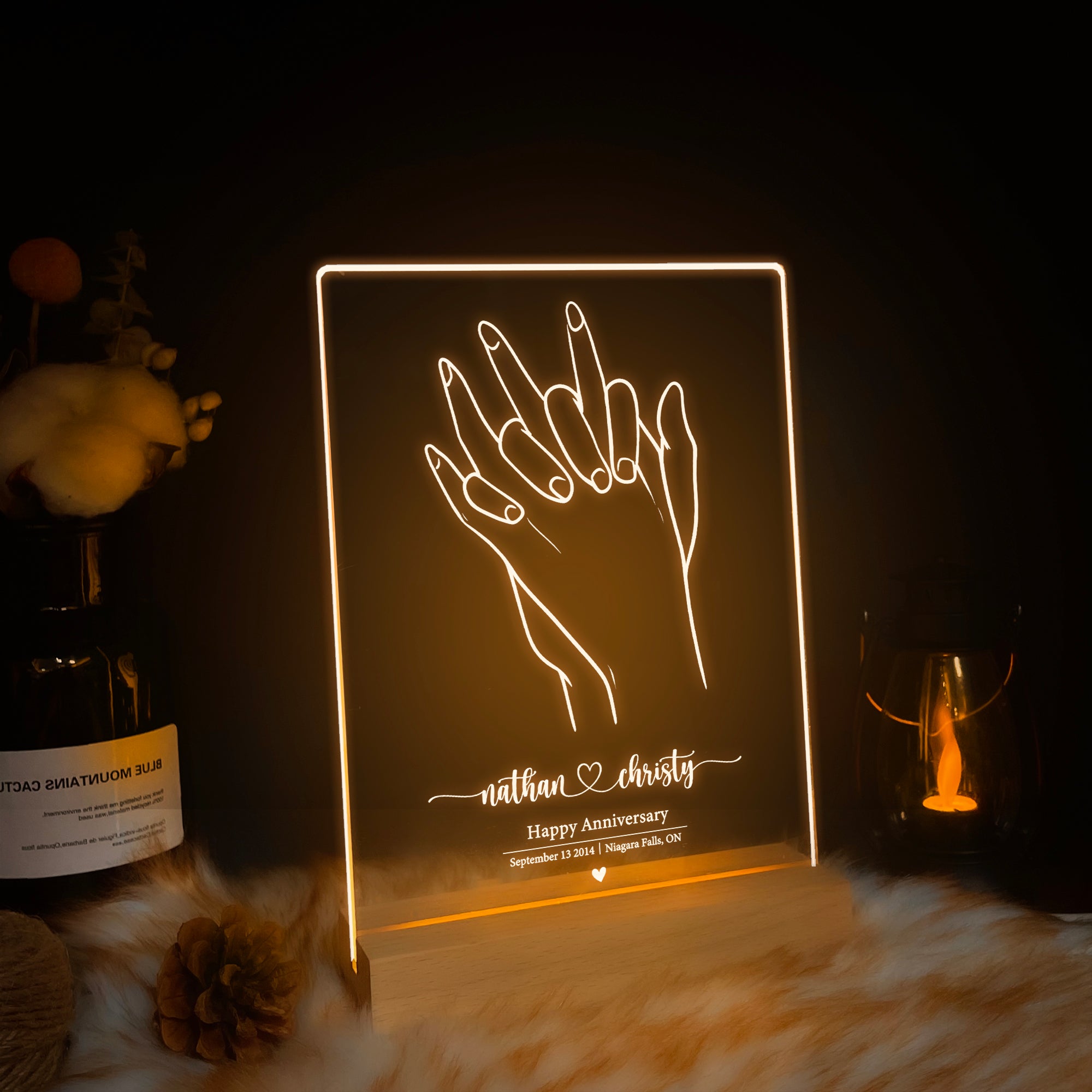 Personalized Holding Hands LED Acrylic Night Light (NNV05)