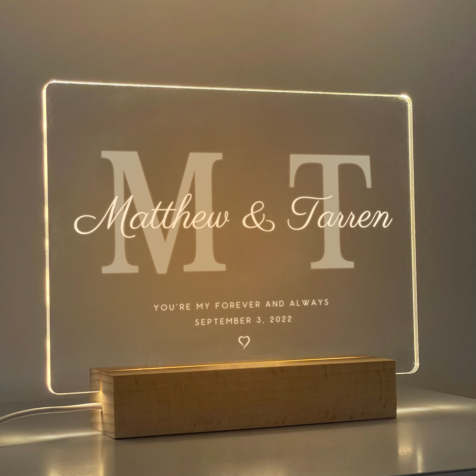 Personalized Initials LED Acrylic Night Light (NNV07)